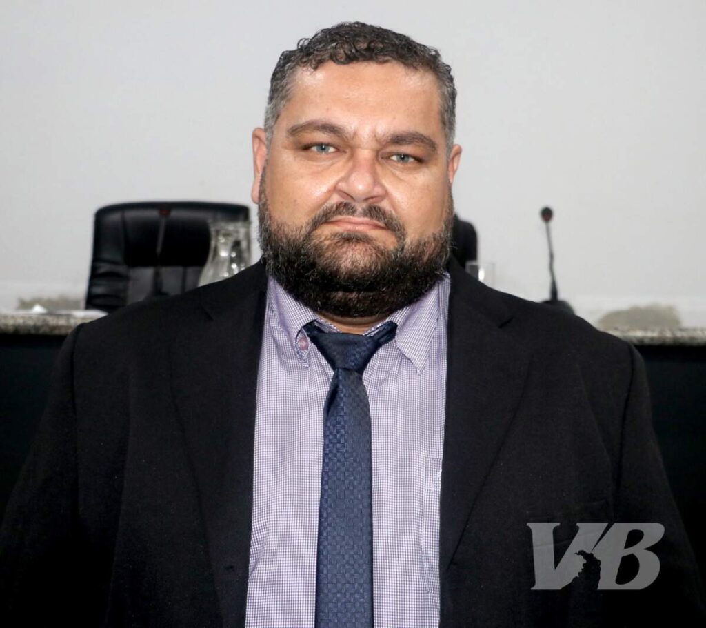 luciano_cayres-voz_do_bico_do_papagaio