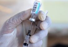 A vacinação tem contribuído para amenizar os sintomas da covid-19