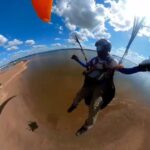 piloto-chegando-na-praia-da-ponta-durante-3o-campeonato-xc-de-axixa