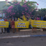 manifestacao-contra-pref-bruna-gabrielle-praia-norte-3