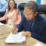 vice-prefeito-cabeca-toma-posse-como-novo-prefeito-de-praia-norte (2)